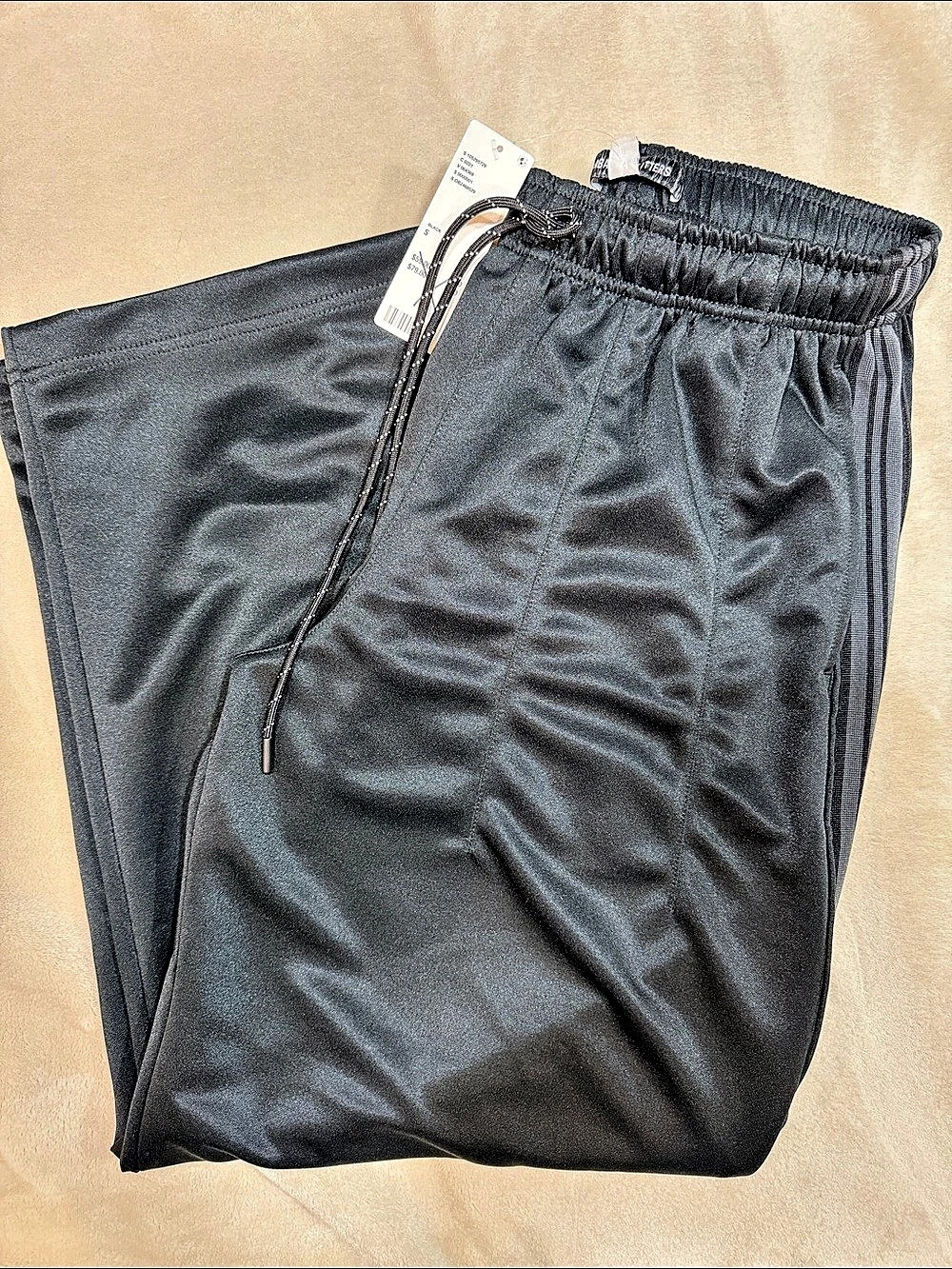Urban Outfitters C6221 Athletic Shorts in Black Small